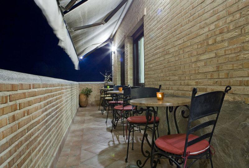 Hotel Medina De Toledo Exteriör bild