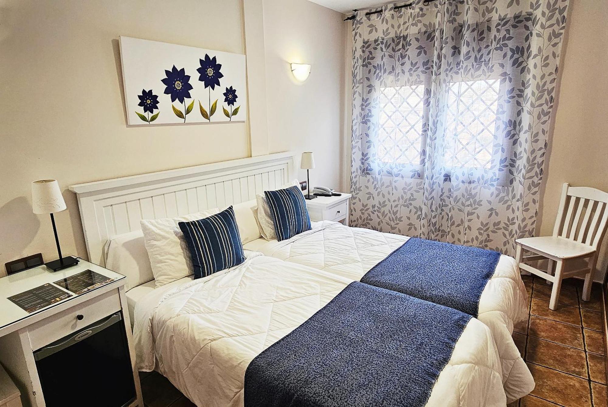 Hotel Medina De Toledo Exteriör bild